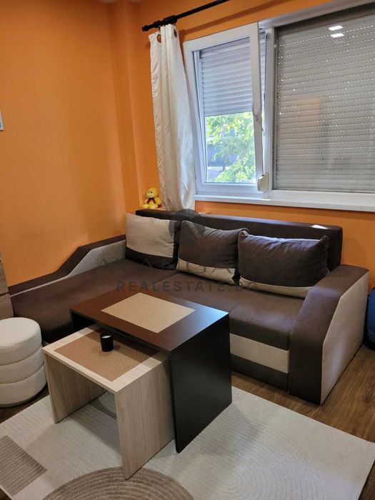 Продава се Едностаен апартамент в Пловдив, Изгрев - 25 кв.м за 1860 €/кв.м - Снимка #1