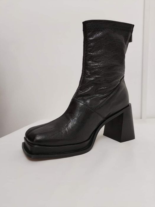 Papuci de dama din piele