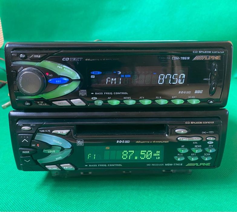 Cd Player auto Alpine CDM 7861R adaptor Bt-Usb