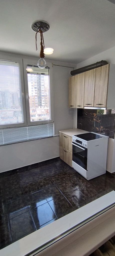Дава се под наем Двустаен апартамент в София, Дианабад - 70 кв.м за 510 € - Снимка #15