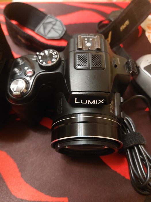 Aparat foto Panasonic dmc-fz200