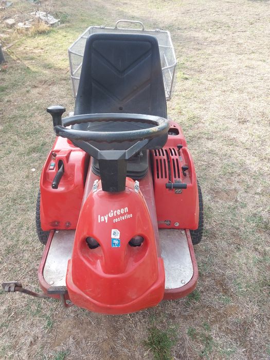 Vind tractoraș de tuns gazon