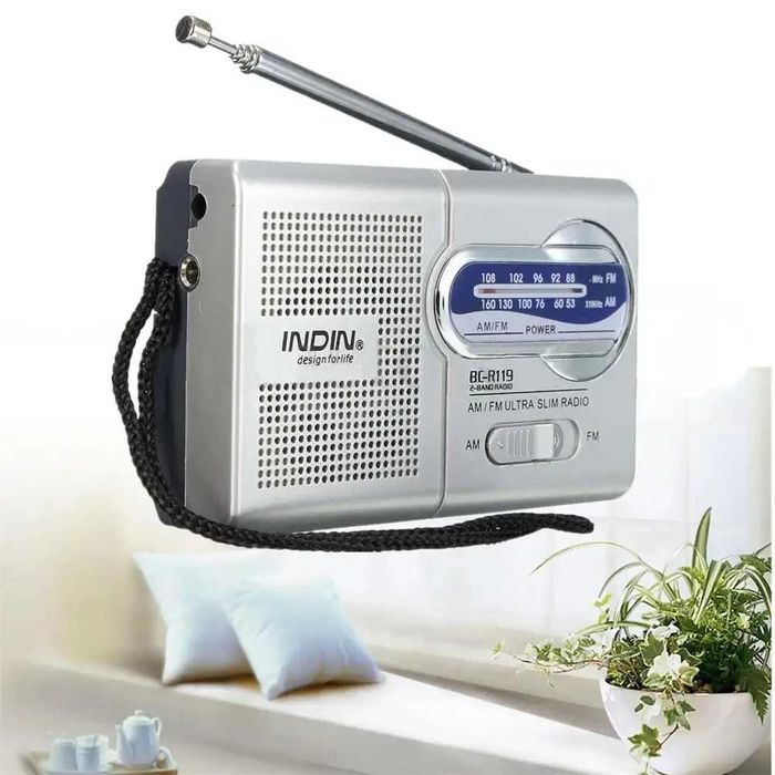 Radio AM FM mini, portabil, stereo, cu 2 baterii AA