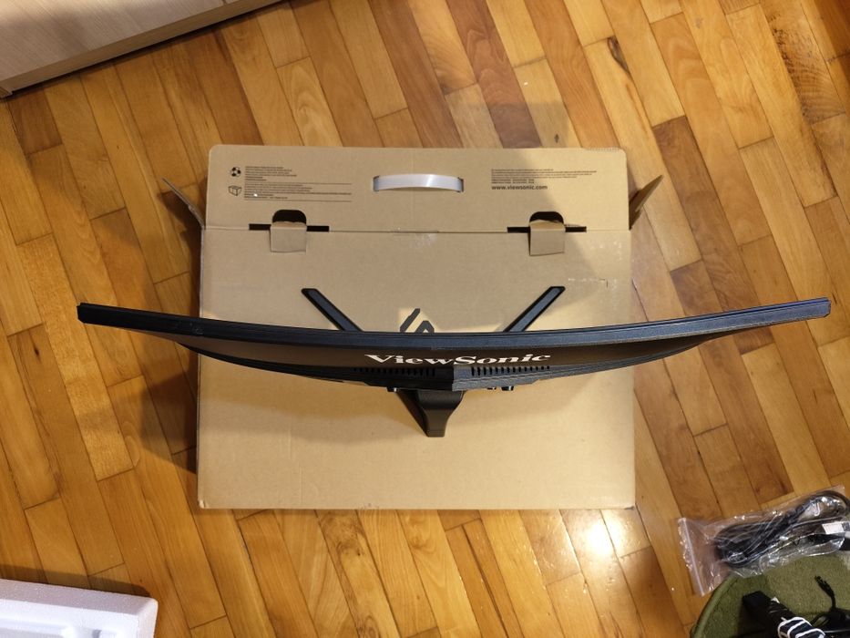 Monitor Gaming curbat