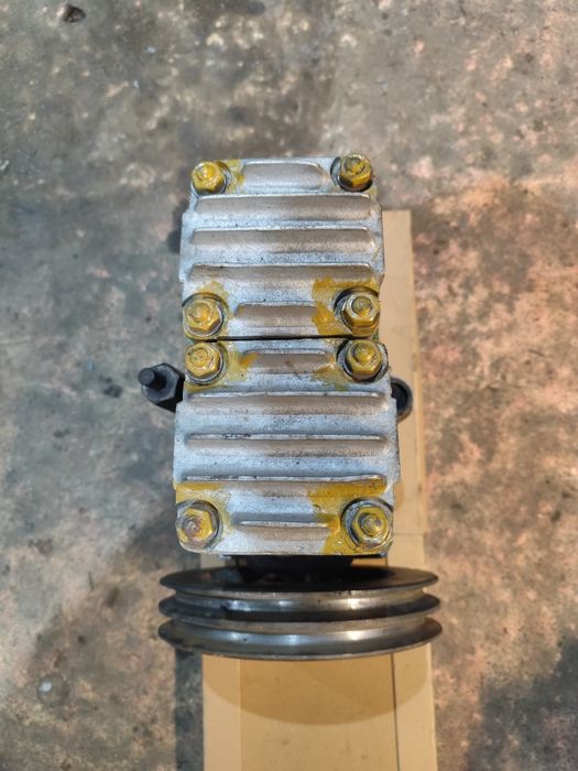 Компресорна глава