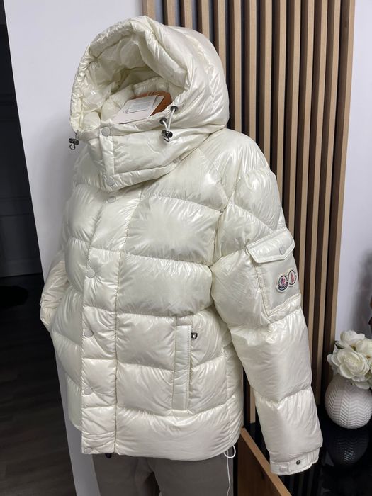 Geaca Moncler dama!