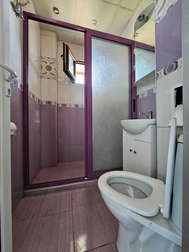 Продава се Четиристаен апартамент в Асеновград - 81 кв.м за 1186 €/кв.м - Снимка #14