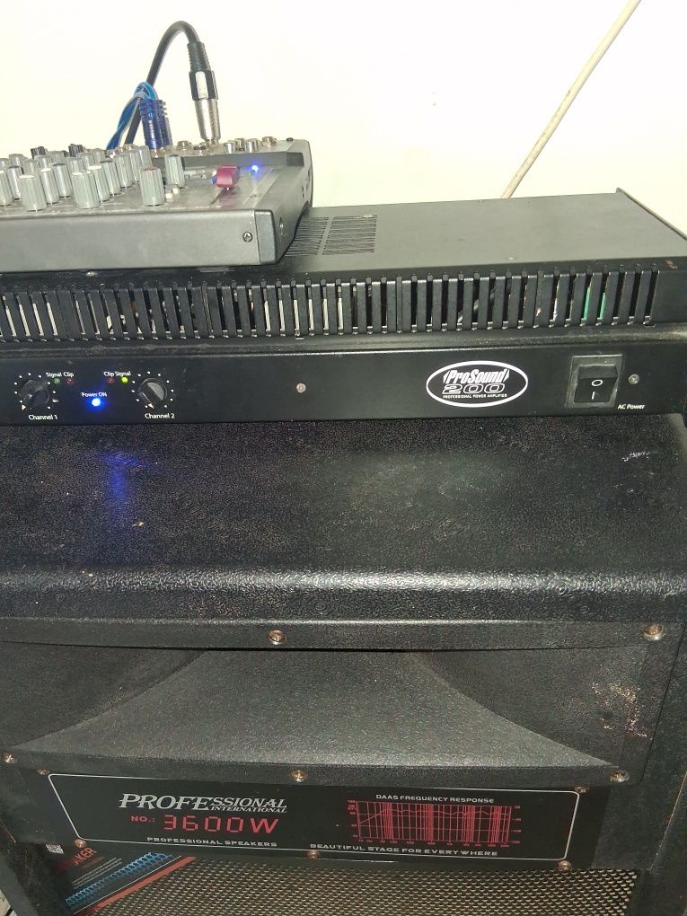 Vand boxa  cu mixer