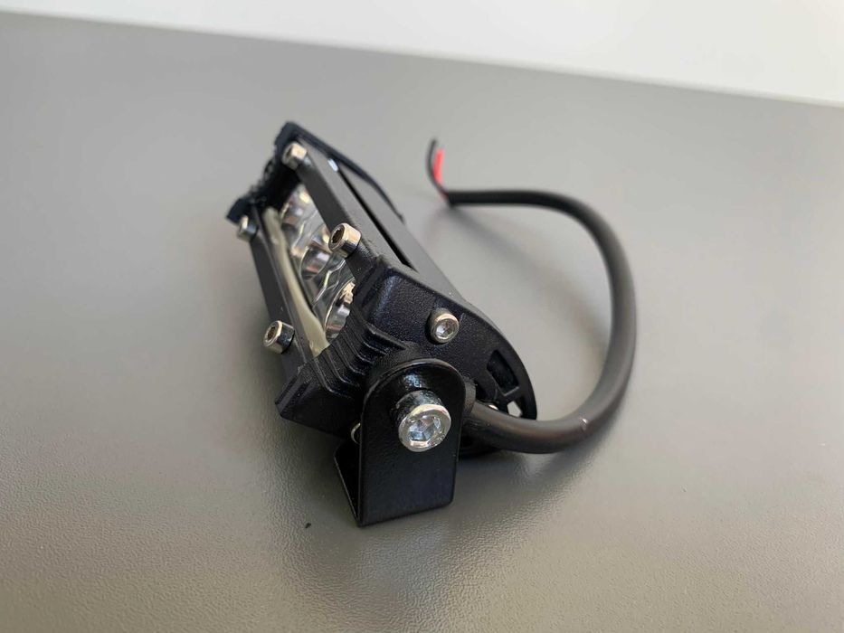 Proiector auto LED 9W, off road