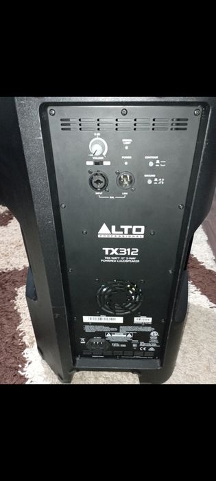 Vînd boxă activă Alto tx 322