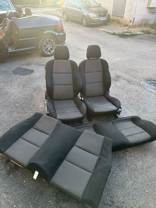 Салон за Пежо 307cc