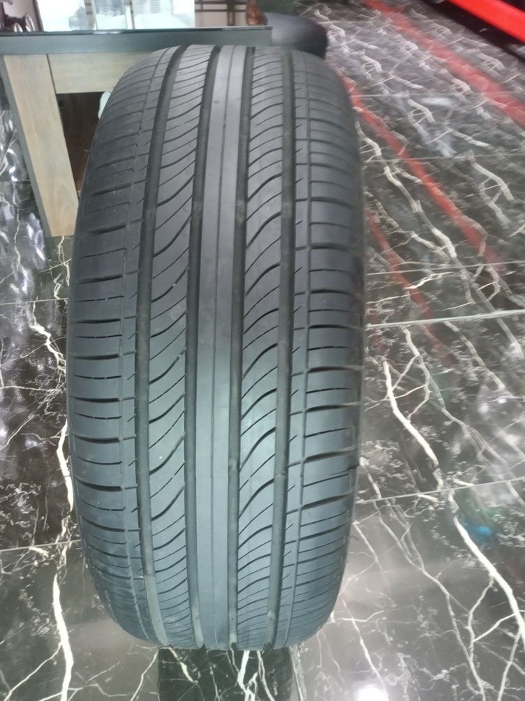 GITI Comfort 215/55R17