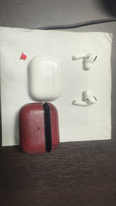 Слушалки -Apple Airpods Pro (2nd Generation)