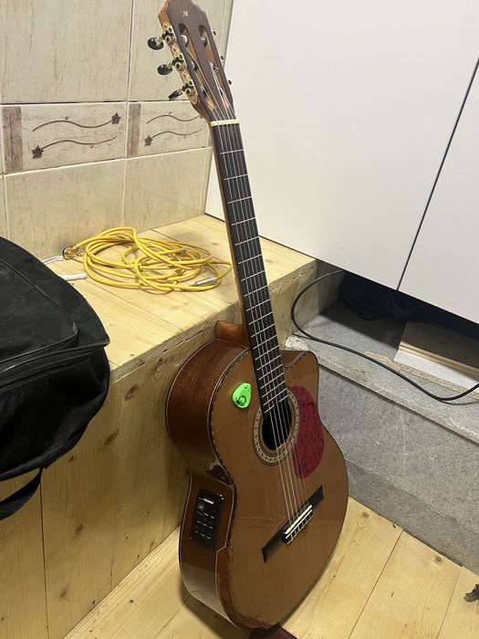 Klassik gitara. ORIGINAL