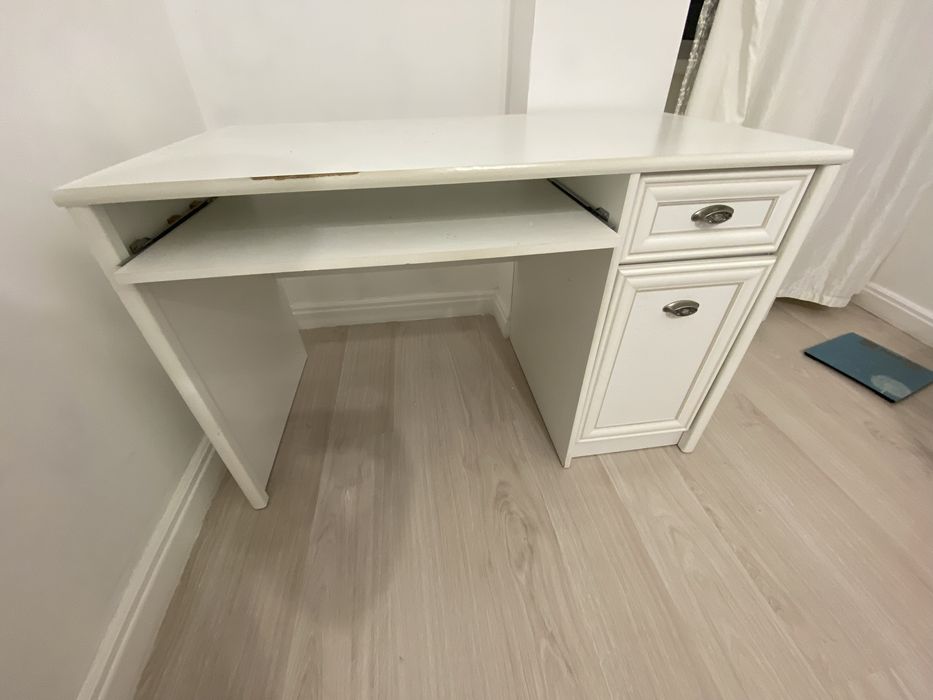 продам компьютерный стол