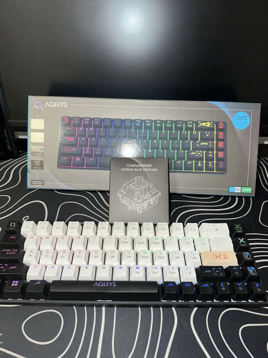 tastatura mecanica aqirys mira