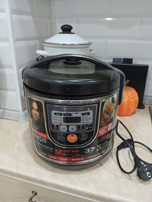 Мультиварка работает