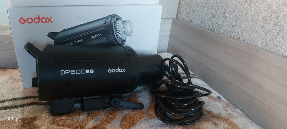 Импульсный свет Godox DP600III-V | Б/У как новый