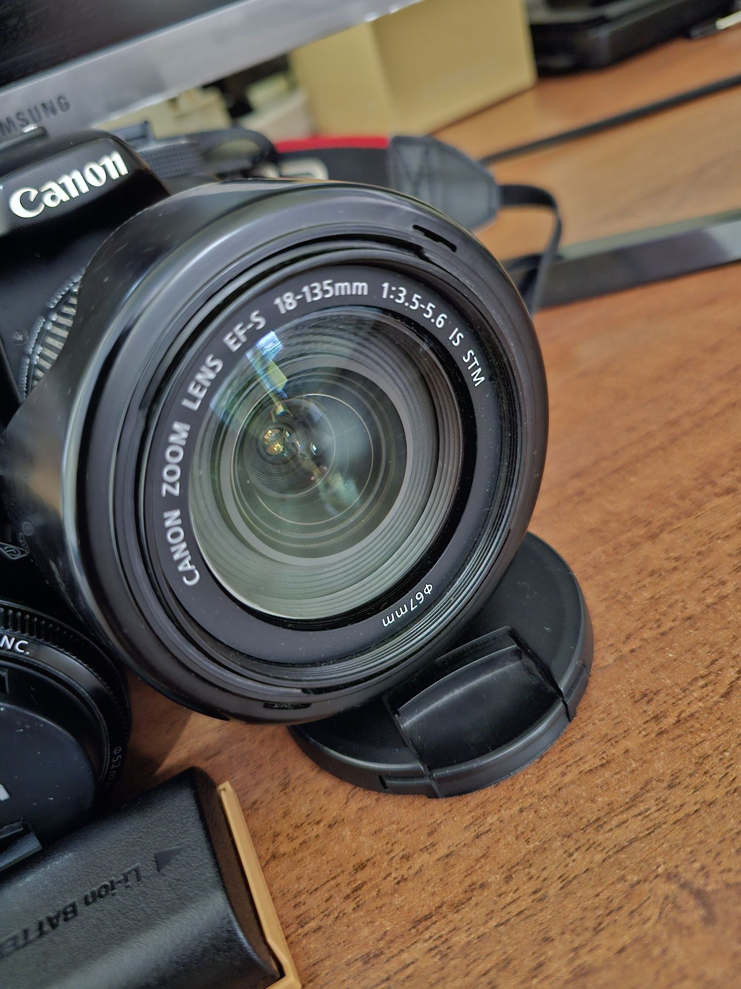 Canon 70D body + Canon 18-135mm IS STM + Canon 50mm