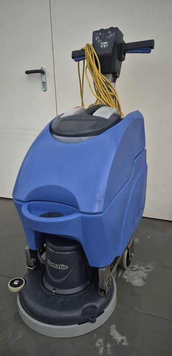 Masina spalat pardoseli electrica Numatic