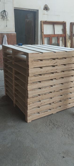 Падон янги холати тину фанердан