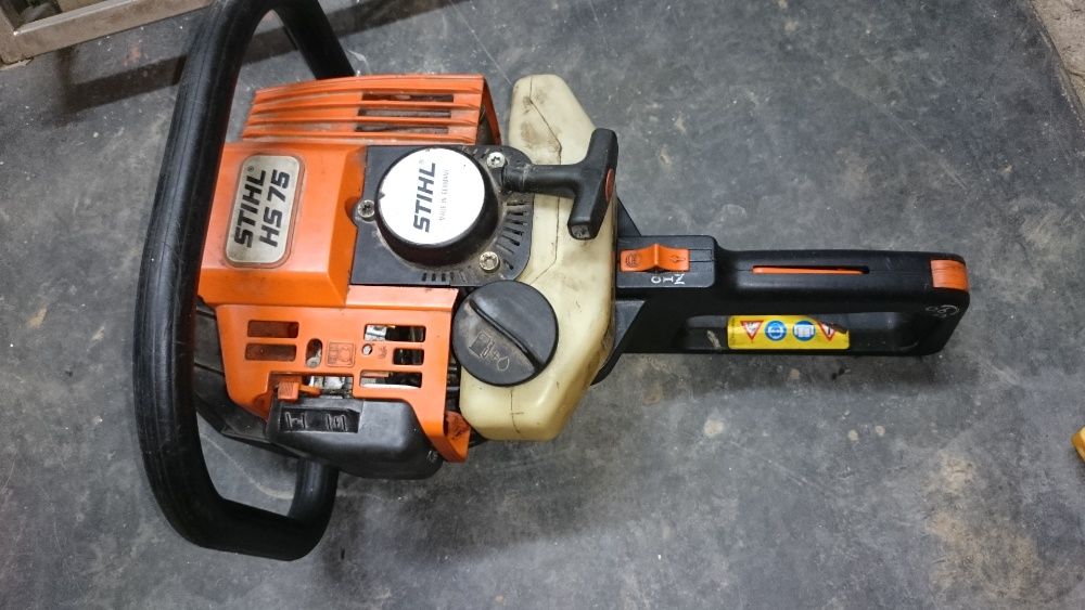 Vand componente din dezmembrarea unui Stihl HS 75 pentru taiat gard vi