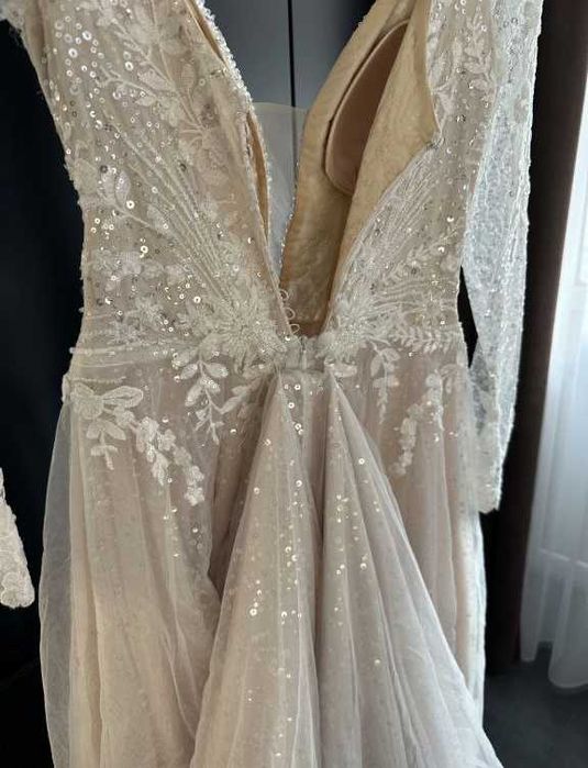 Продавам сватбена рокля