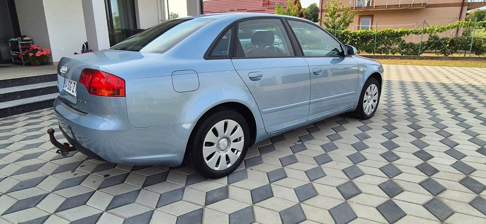 Audi A4 2l 140 cp