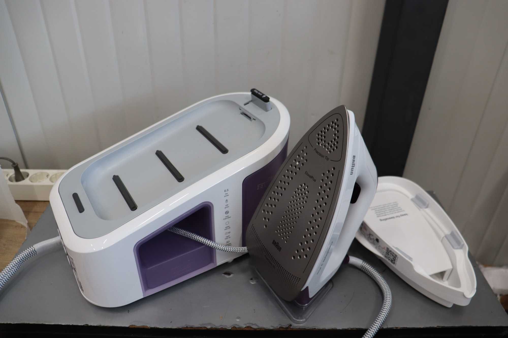 Braun CareStyle 3Pro Парогенератор, 2400W, 6,5bar, парен удар 430г/мин