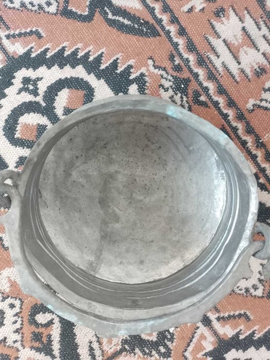Продавам 2 броя Медни Менци