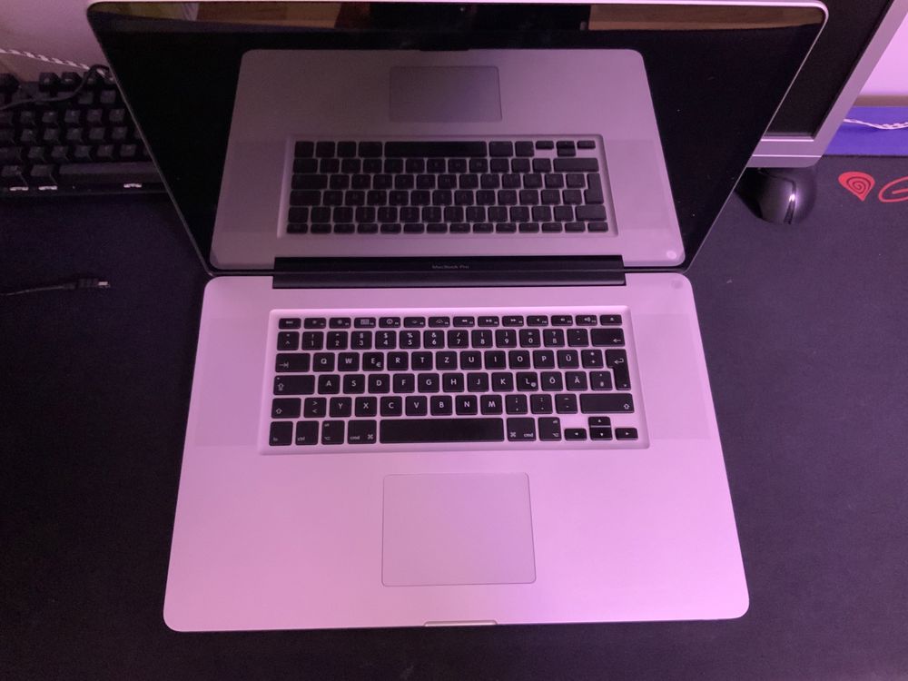 MacBook pro 17 Inch