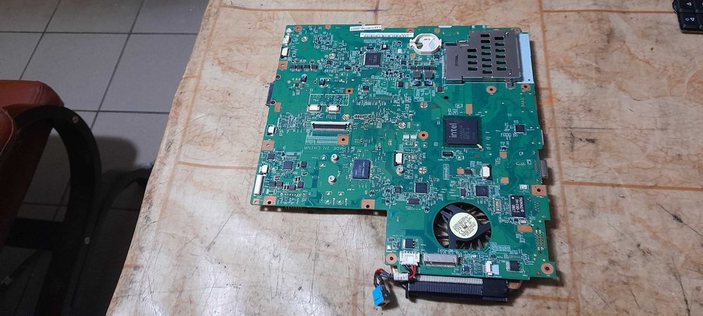 Placi laptop: Acer, Dell, Lenovo, HPdv5/6, Medion, Asus, Samsung