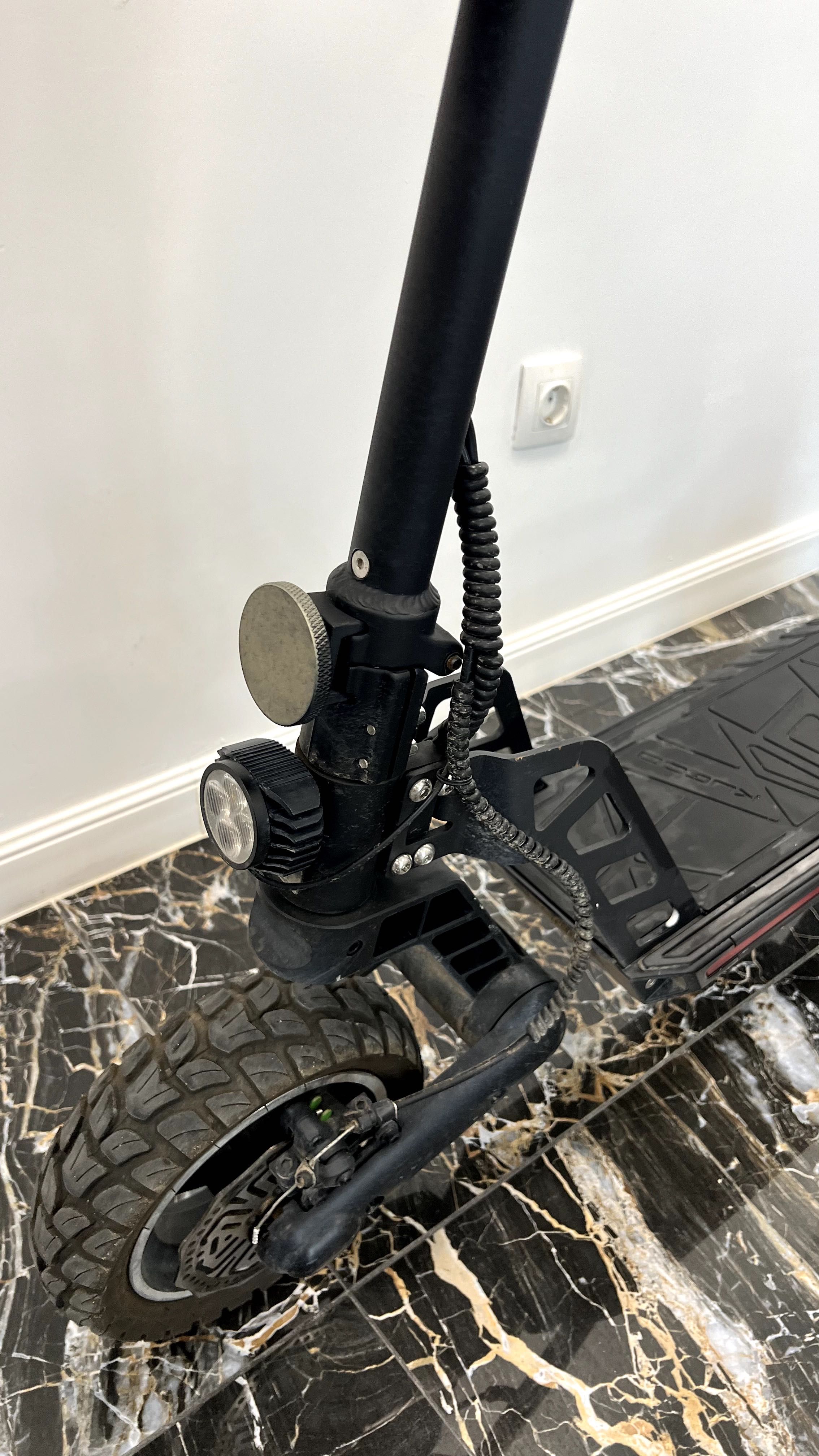 Електрическа тротинетка KUGOO G2 Pro