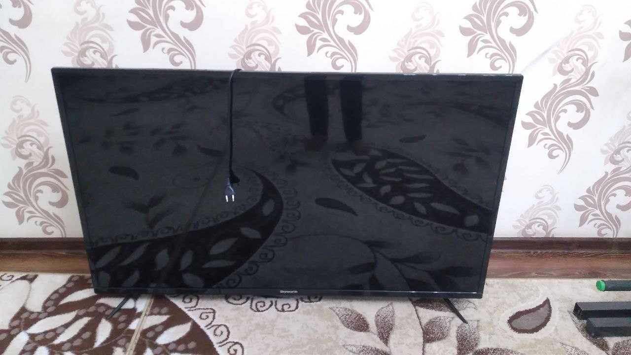 телевизор 55 Дюим