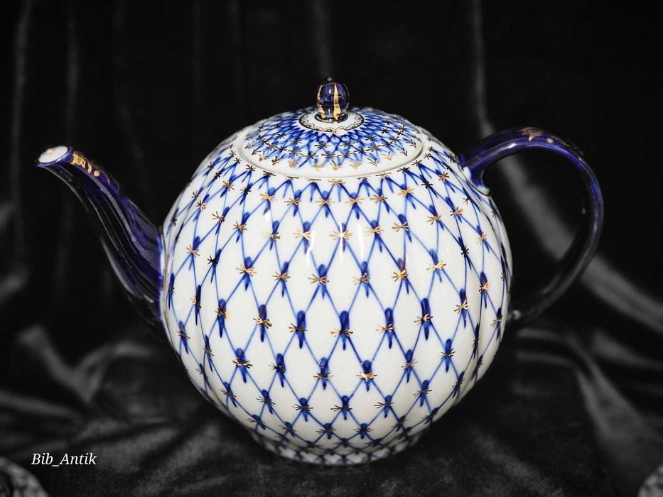Lomonosov Russian Imperial Porcelain "Cobalt Net"