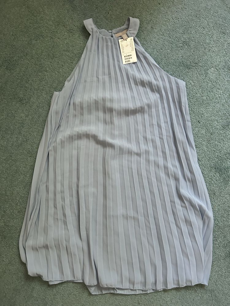 Нова Рокля H&M XS