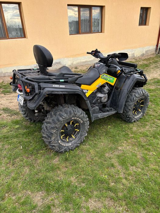 Vând ATV Can Am Outlander 800R