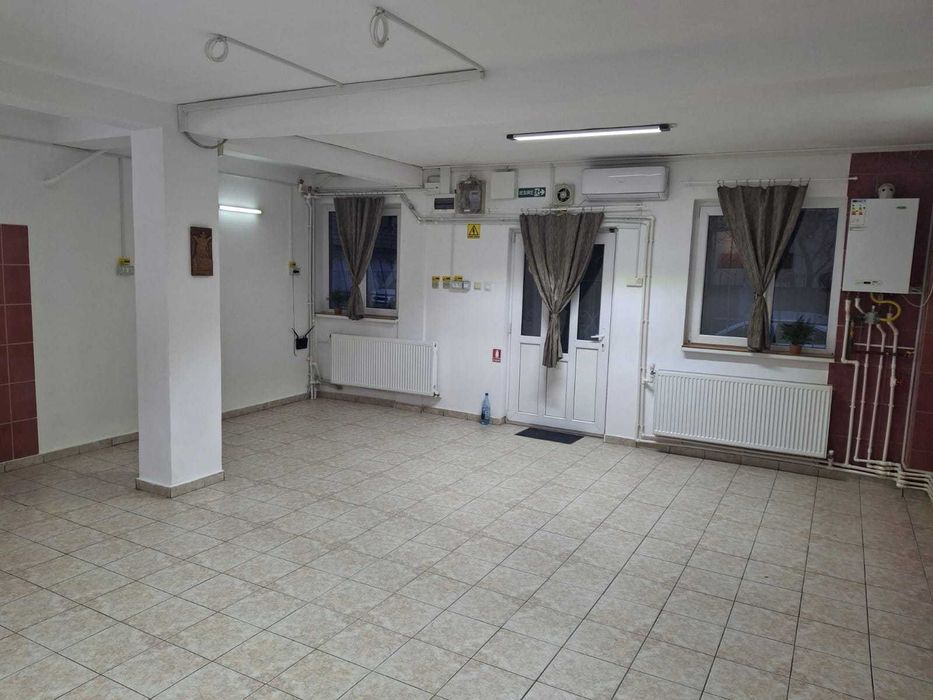 Spațiu de închiriat
