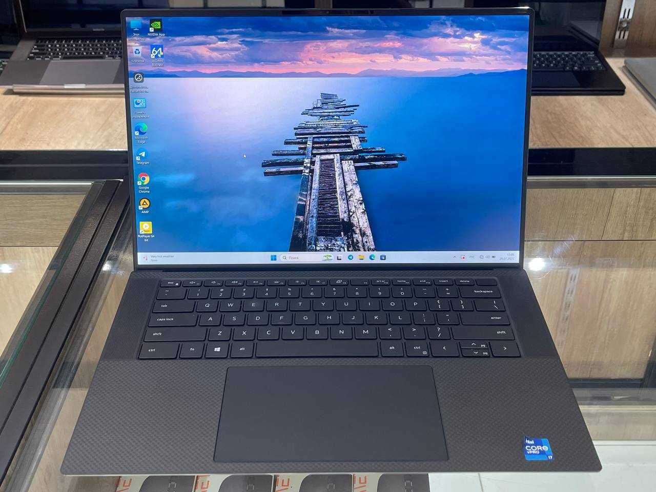 Ultrabook DELL Precision 5560 Core i7-11850H  ram 16 ssd 512 Nvidia4gb