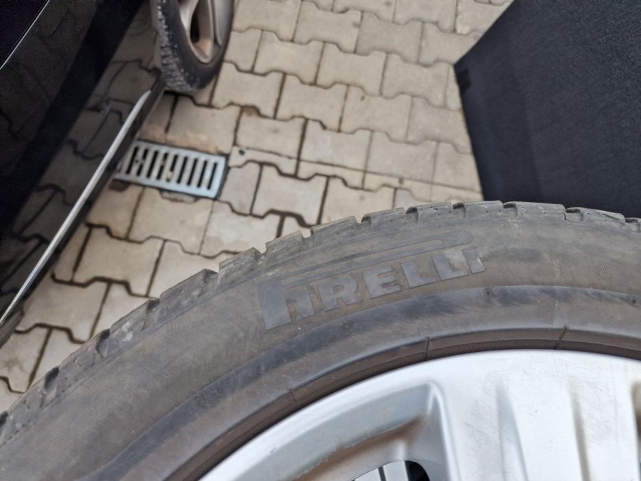 Гуми с Джанти Mercedes E class W212 245/45 R 17 Pirelli