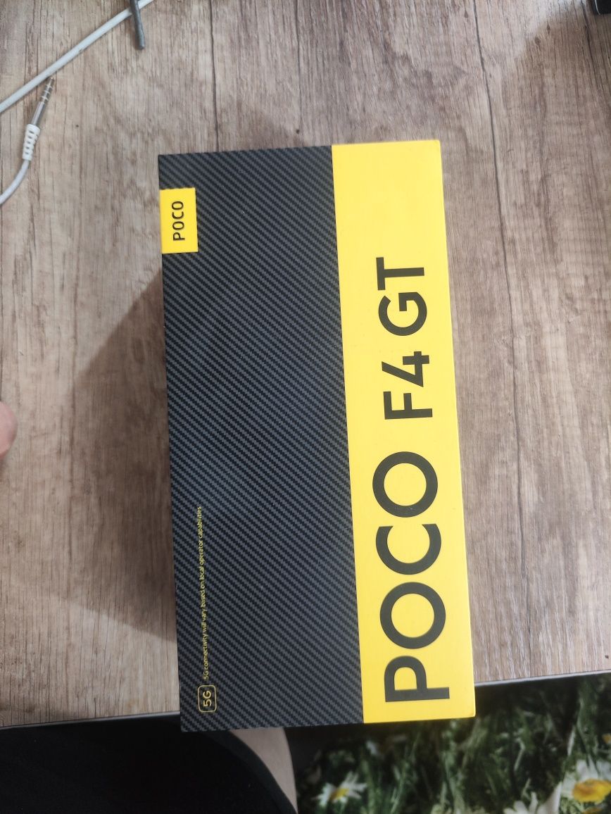 Продам Срочно POCO F4 GT 12+4/256gb