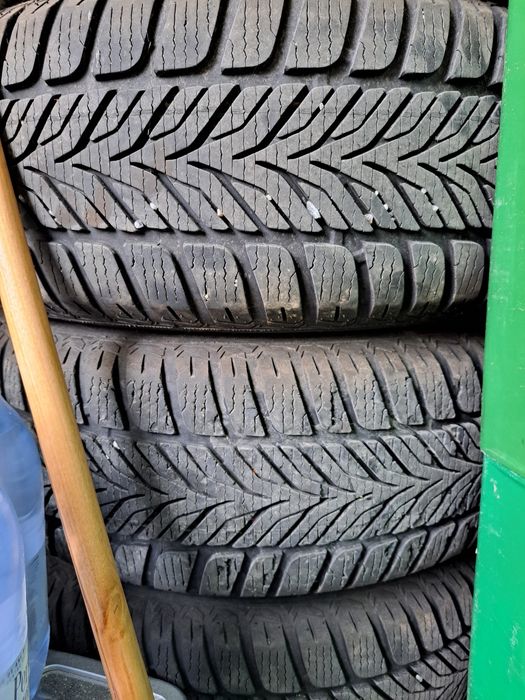Roti iarna R15 pentru Honda