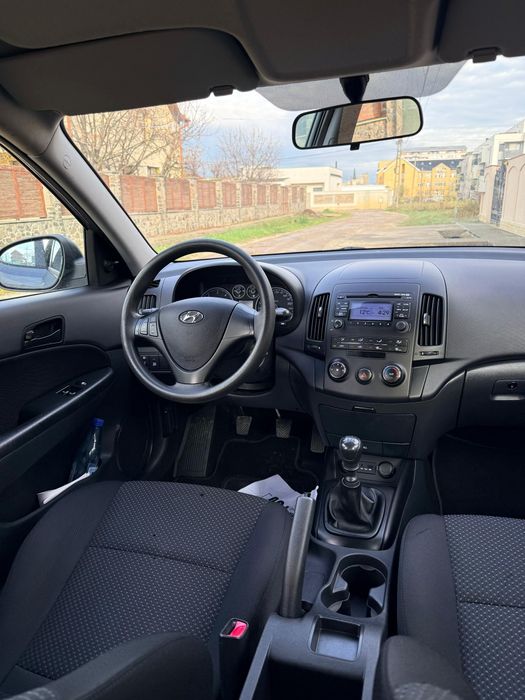 Hyundai i30 an 2010 1.6CRDI Pret 2999€uro