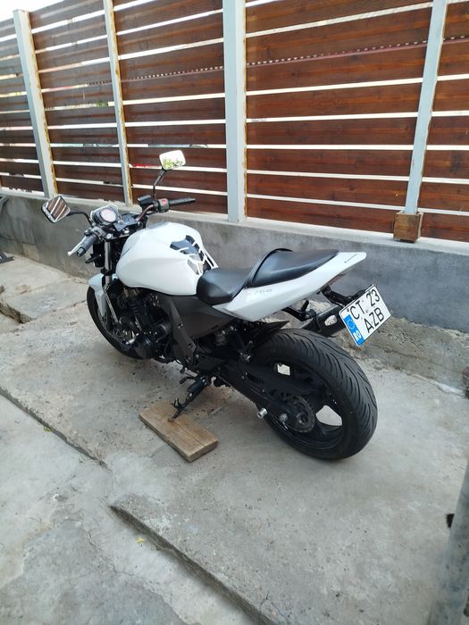 Vând Kawasaki z750 2006