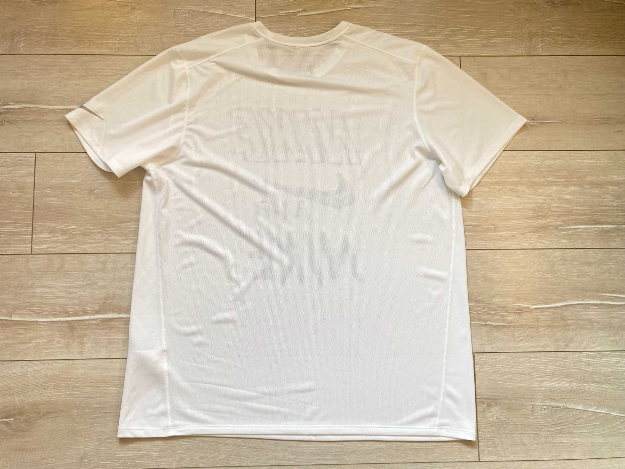 Найк Nike AIR Breathe Dri Fit Running мъжка тениска за бягане XL