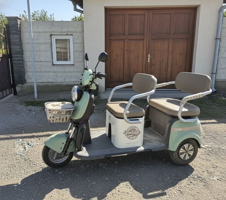 Срочно продам трицикл/скутер