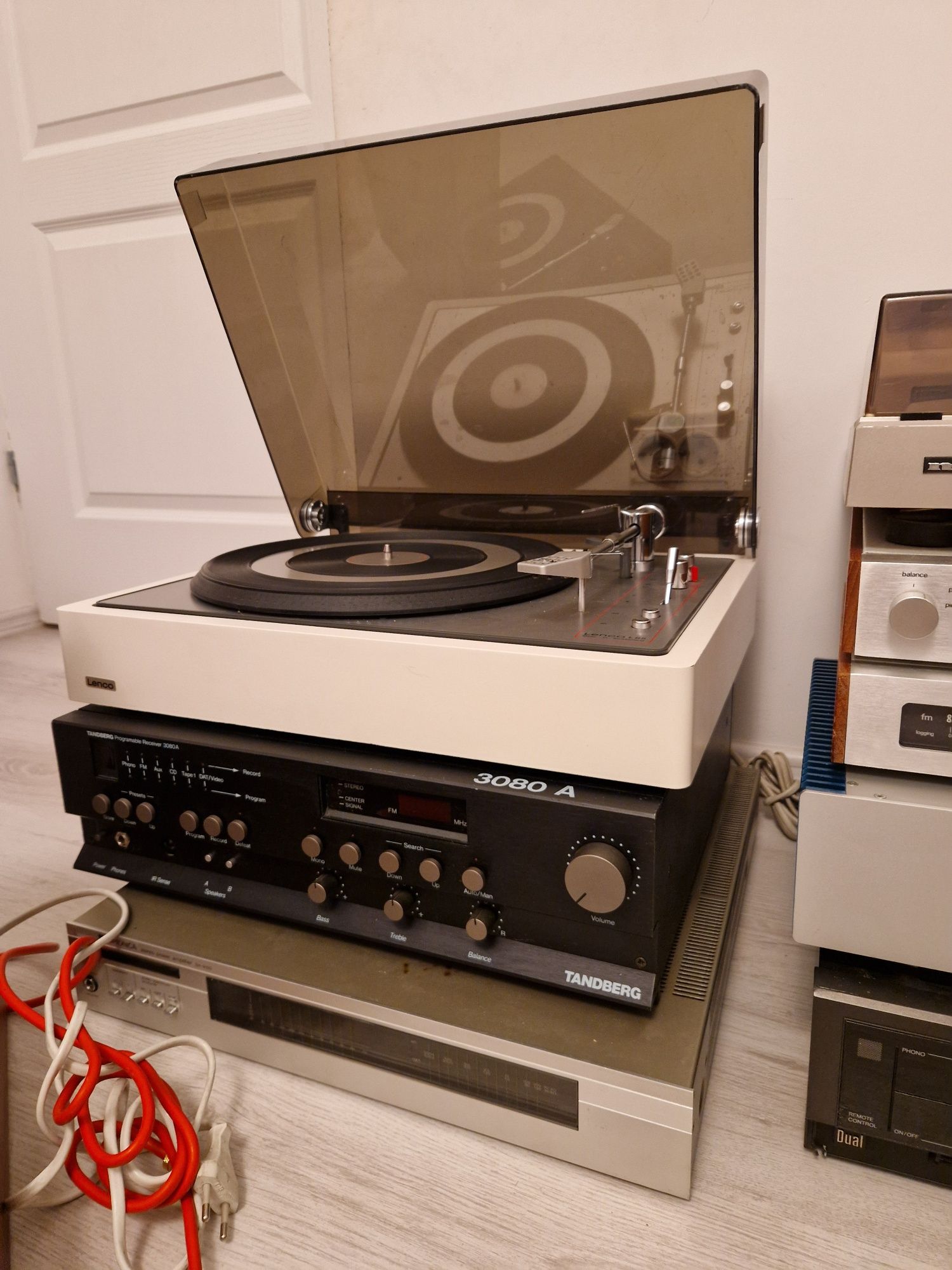 Tandberg lenco sansui jvc naim optonica cambridge dual korvet grundig