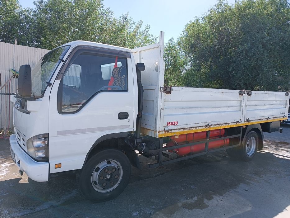 Сотилади ISUZU 5т