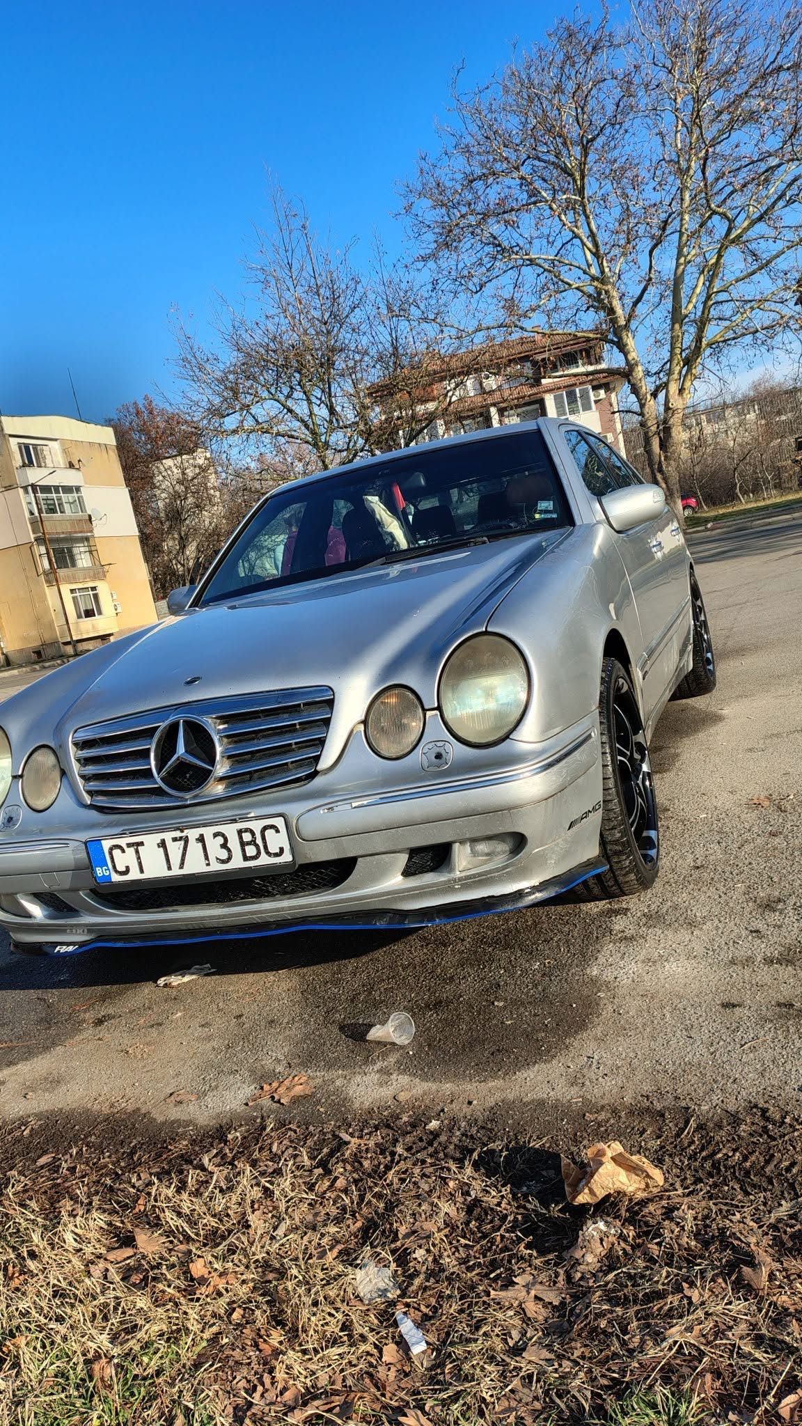 Продава се  Мерцедес 8000