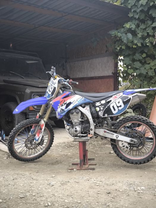 Vând Yamaha yz 450f